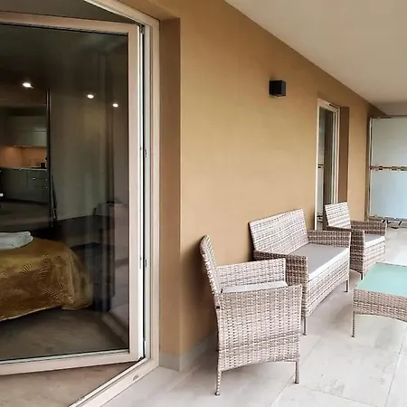 Old Town - Kacik 60 דירה